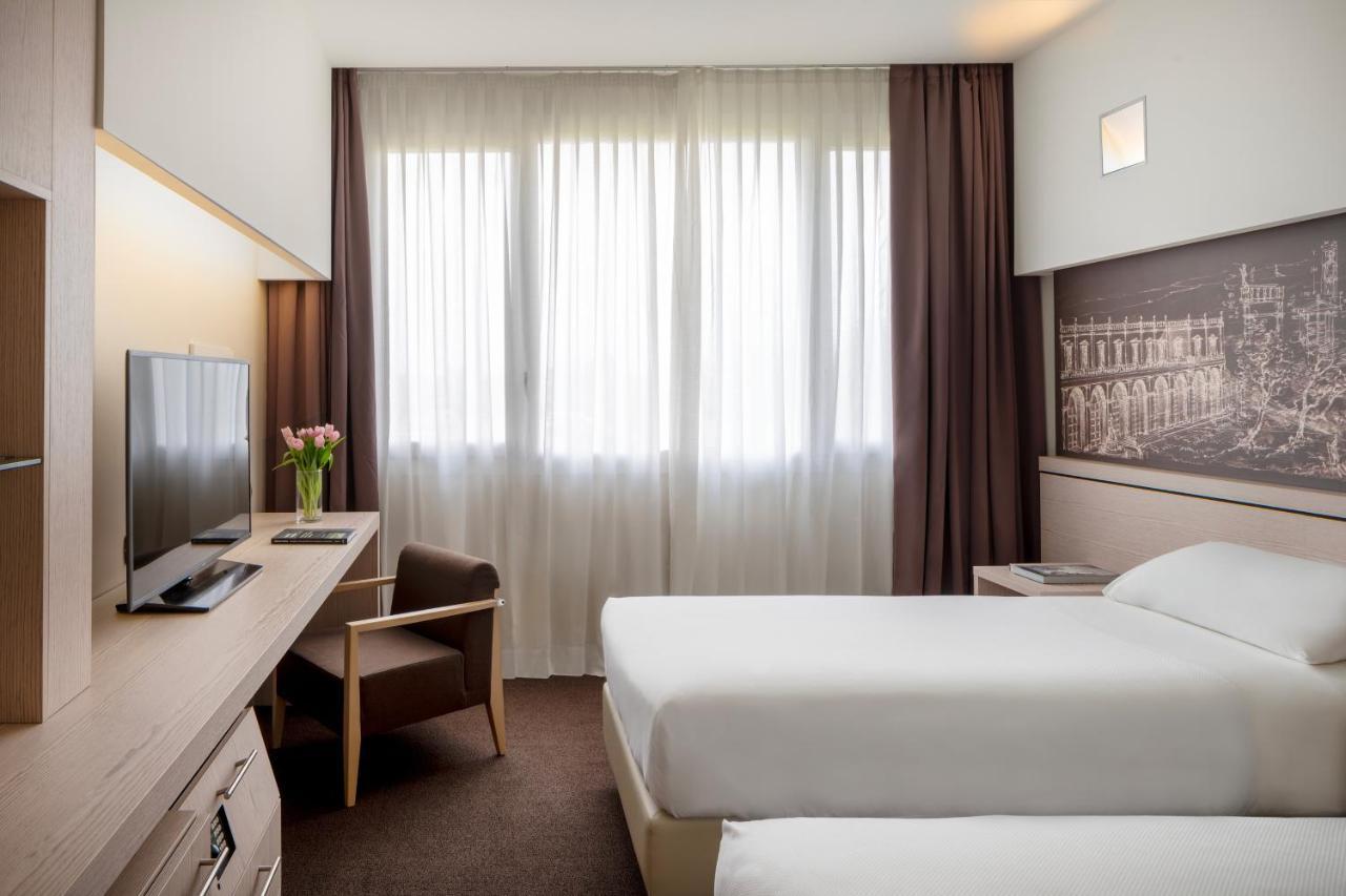 Una Hotels Bologna San Lazzaro San Lazzaro di Savena Zewnętrze zdjęcie